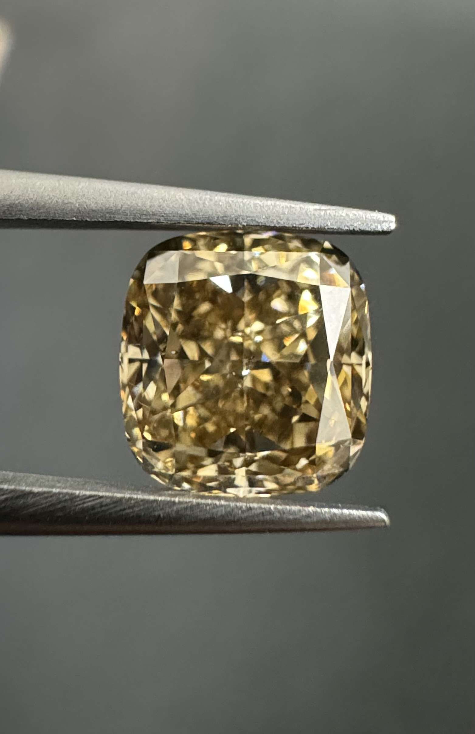 1.53ct  SI1 CUSHION
