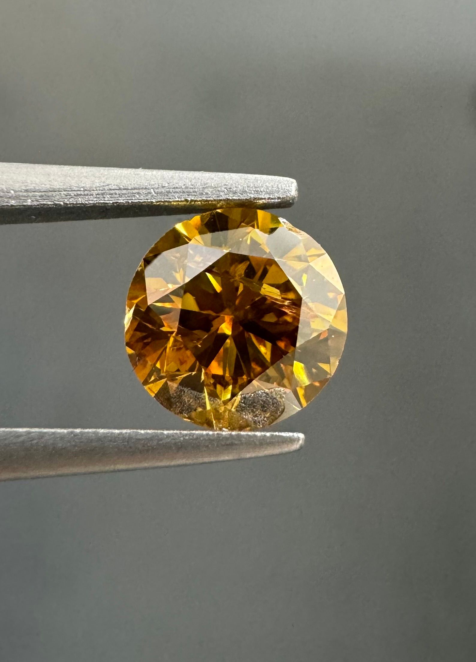 0.74ct  I2 ROUND