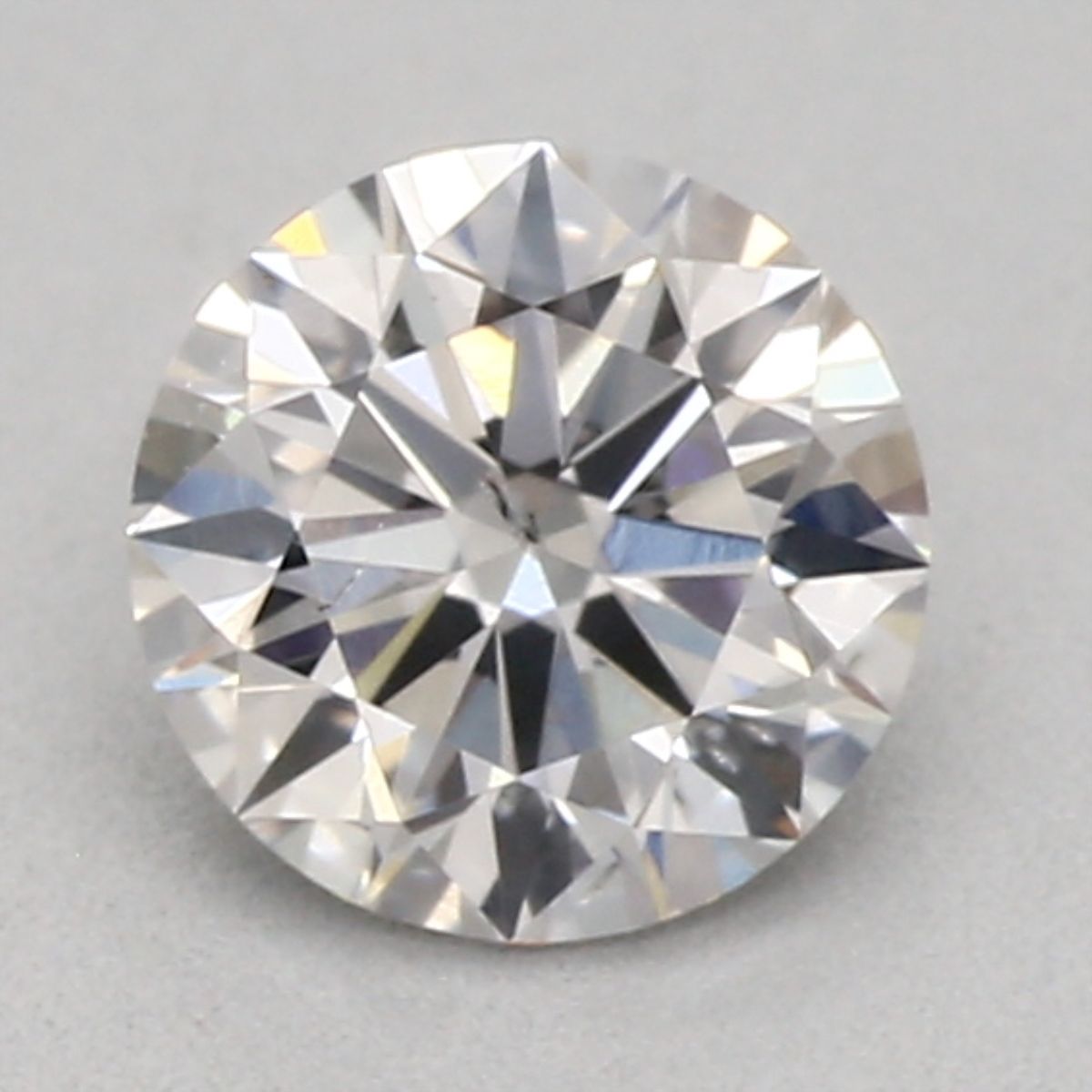 0.3ct FANCY SI2 RB