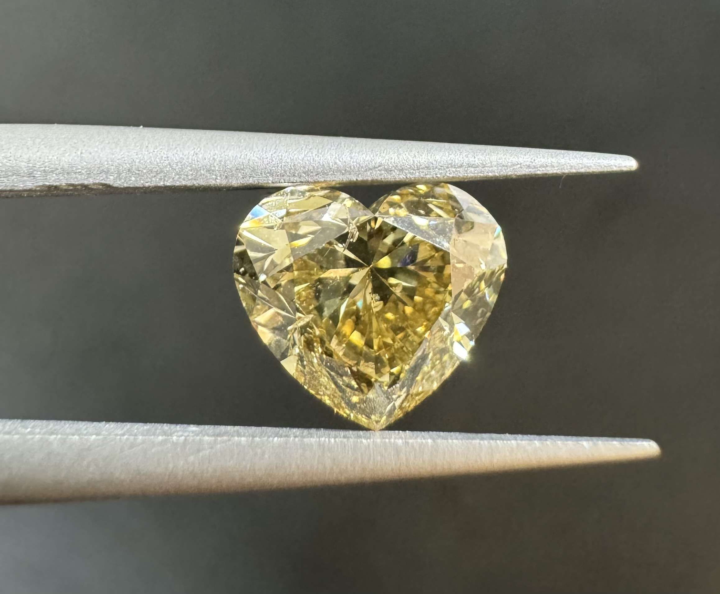 2.01ct  SI2 HEART