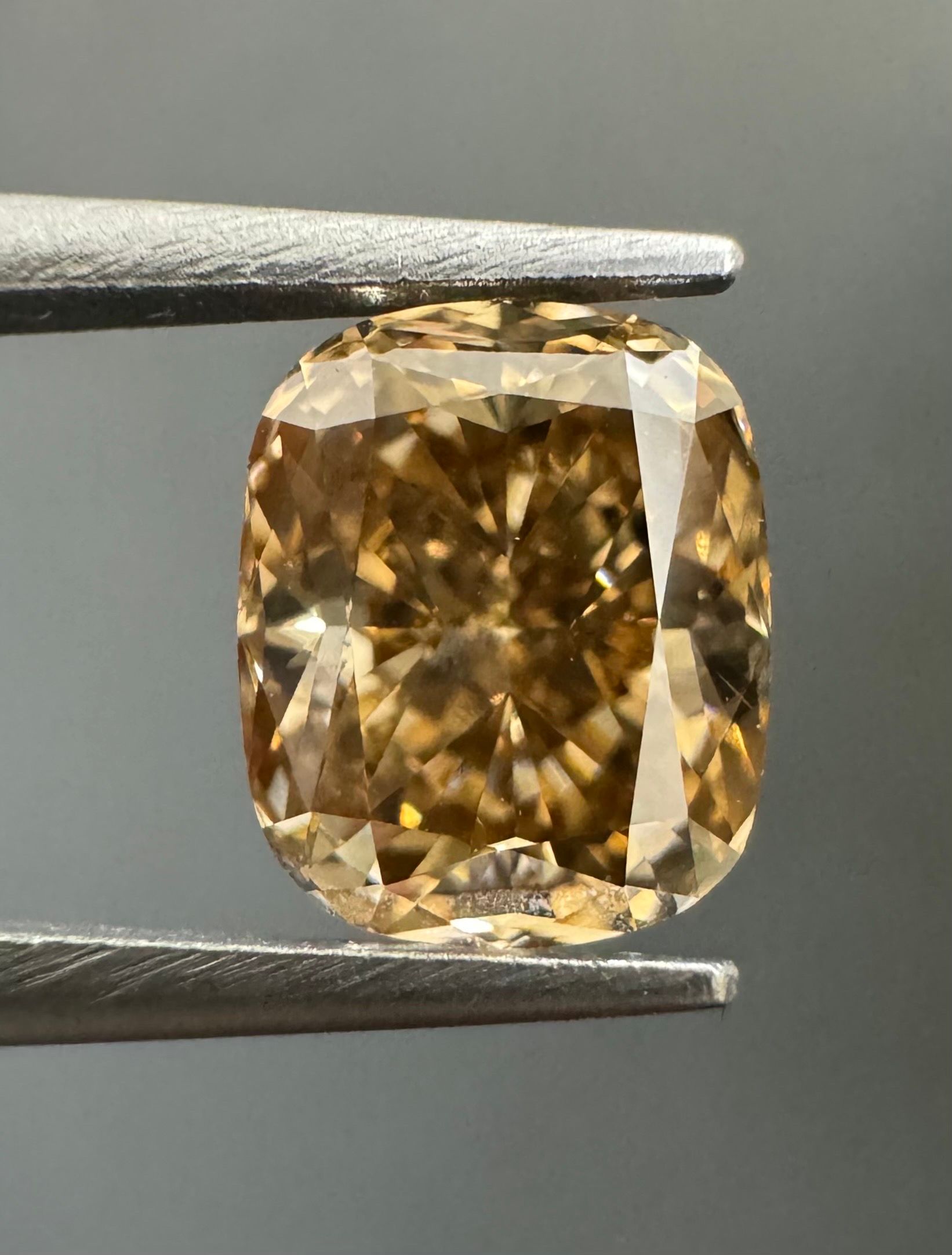 1.02ct  SI1 CUSHION