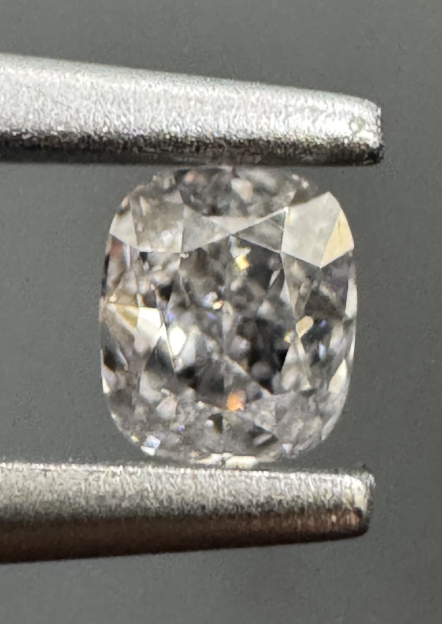 0.13ct   CUSHION