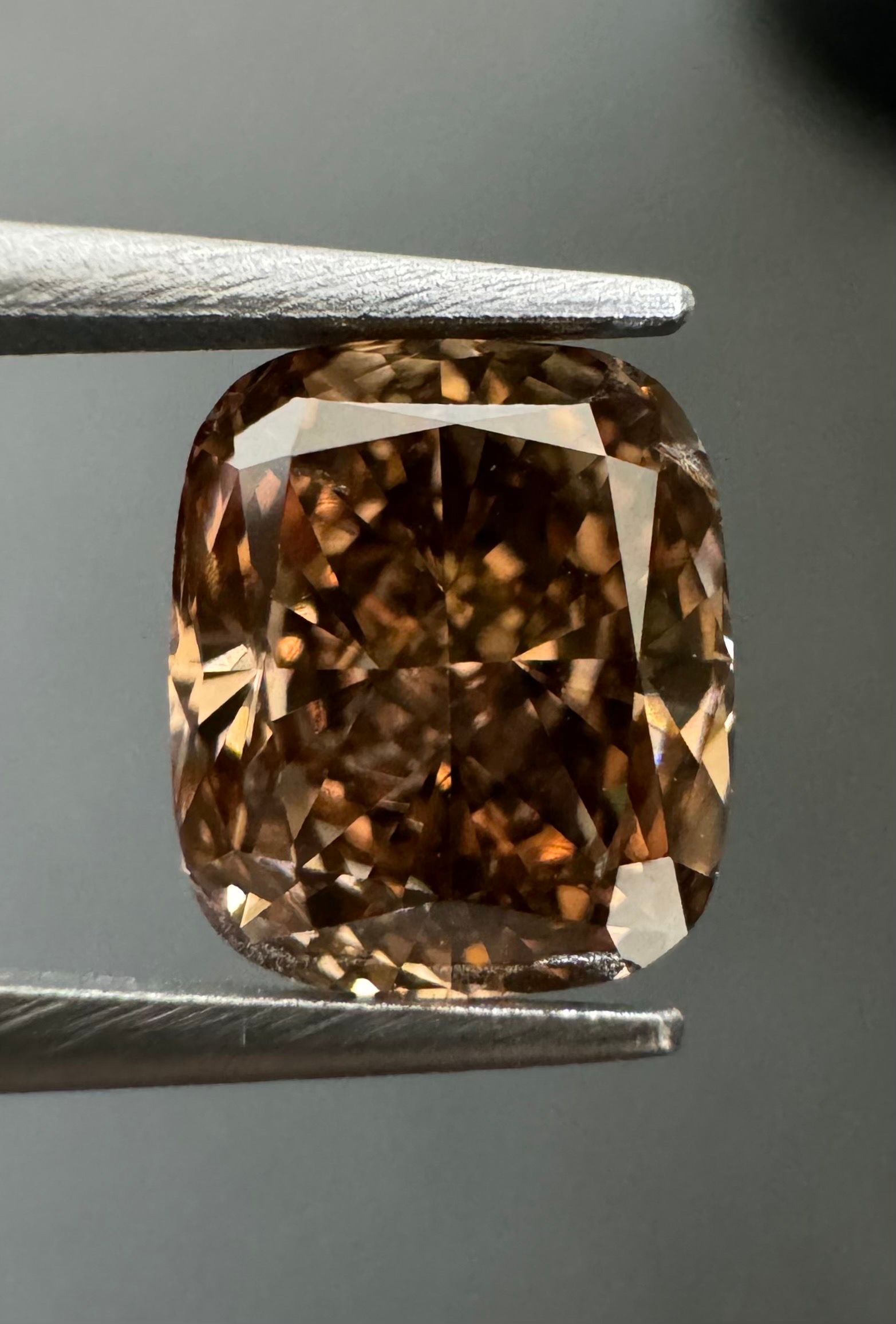 1.01ct  SI2 CUSHION