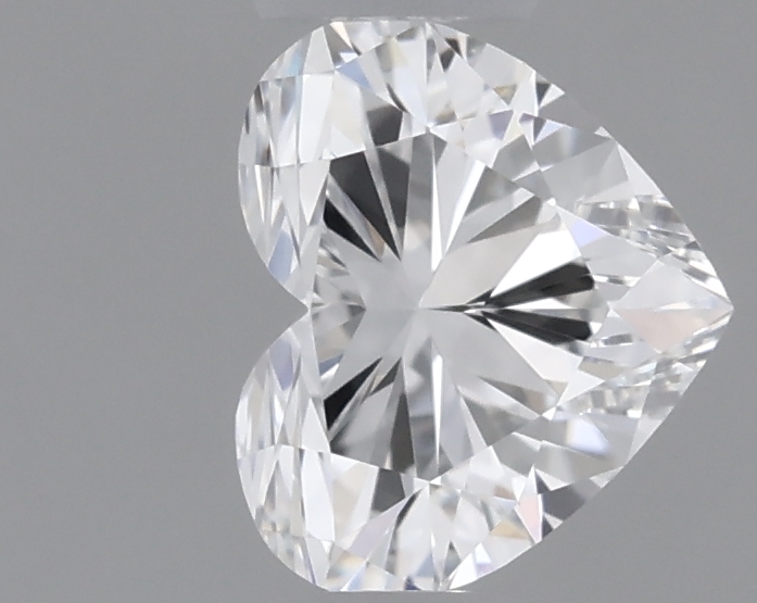 0.37 ct Přírodní Heart F VVS1