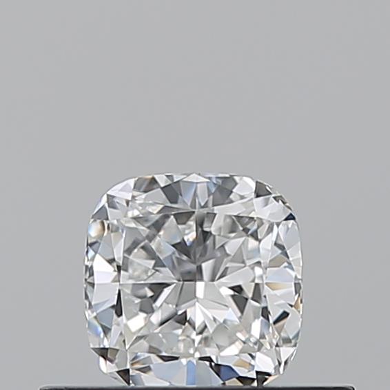 0.35 ct Přírodní Cushion F VVS1