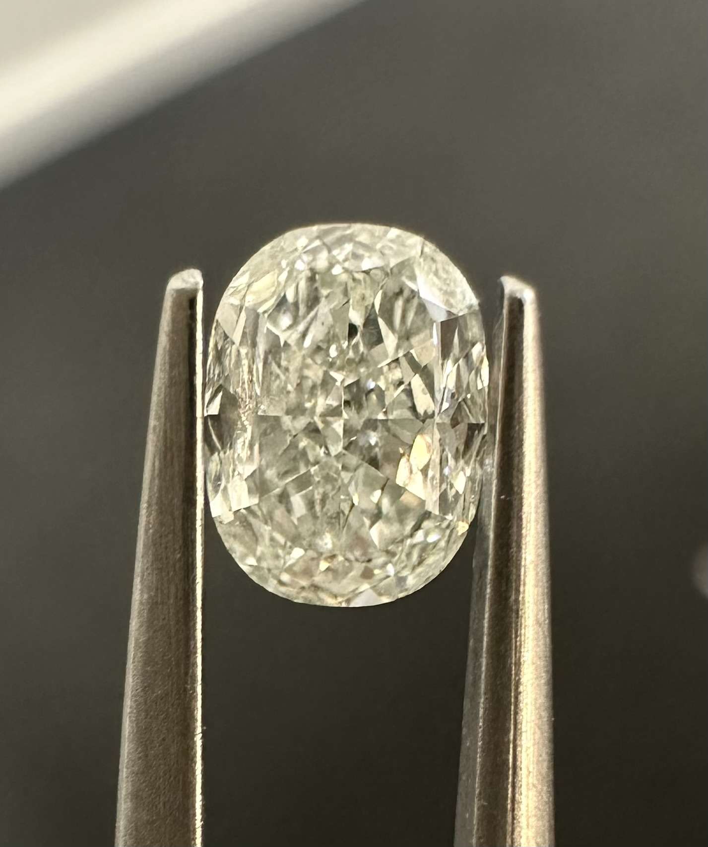 0.71 ct Přírodní Barevný Cushion VS1