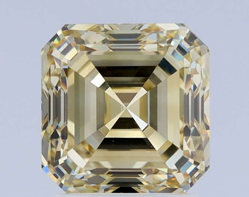 2.18ct  VS1 SQUARE EMERALD CUT