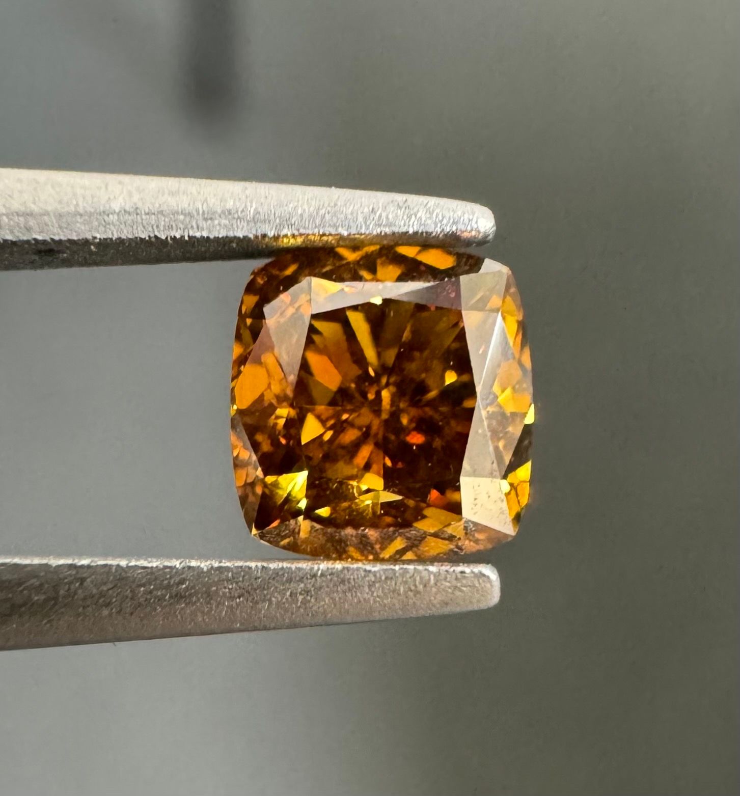 0.54ct  SI1 CUSHION
