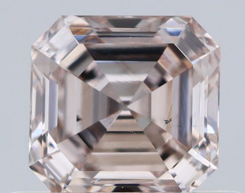 0.53ct  SI1 SQUARE EMERALD CUT