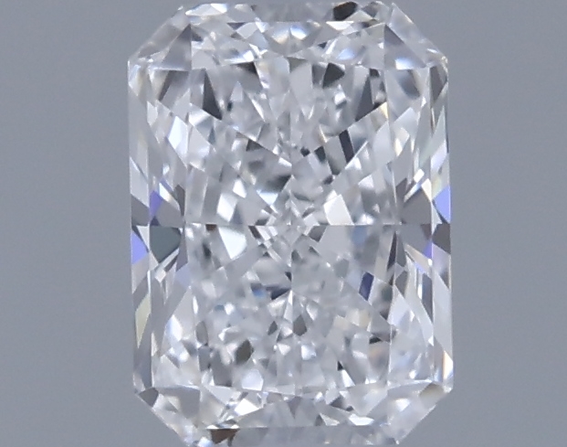 0.32 ct Přírodní Radiant D VVS1