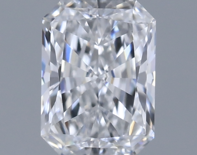 0.32 ct Naturale Radiant E VS1
