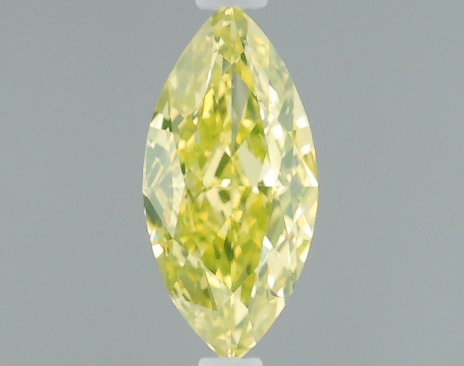 0.72ct FANCY SI1 MQ