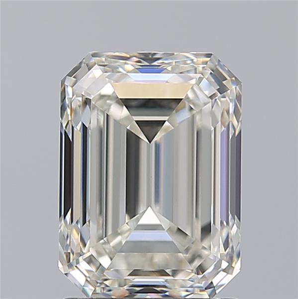 2.2ct J VVS2 EMERALD