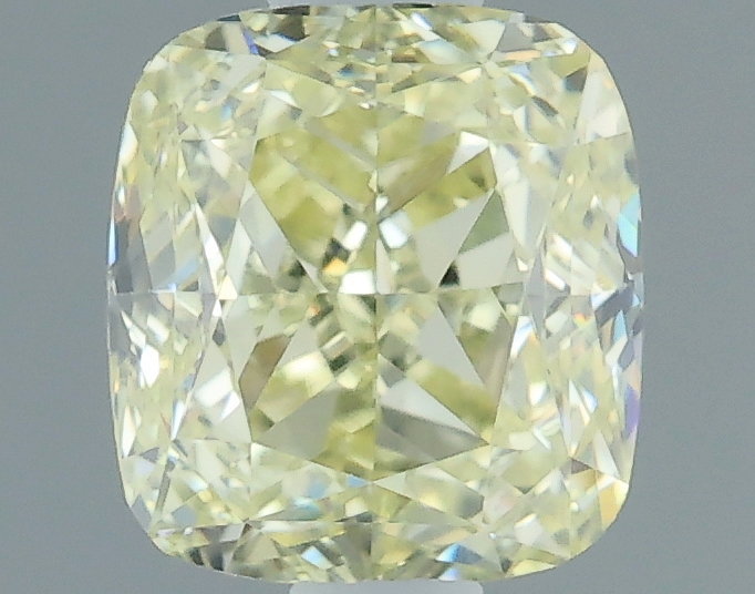 0.56ct FANCY VVS2 CU