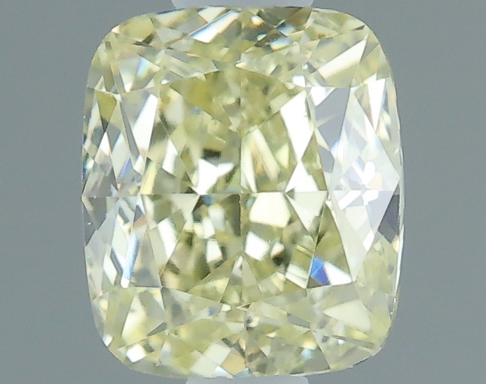 0.52ct FANCY VVS2 CU