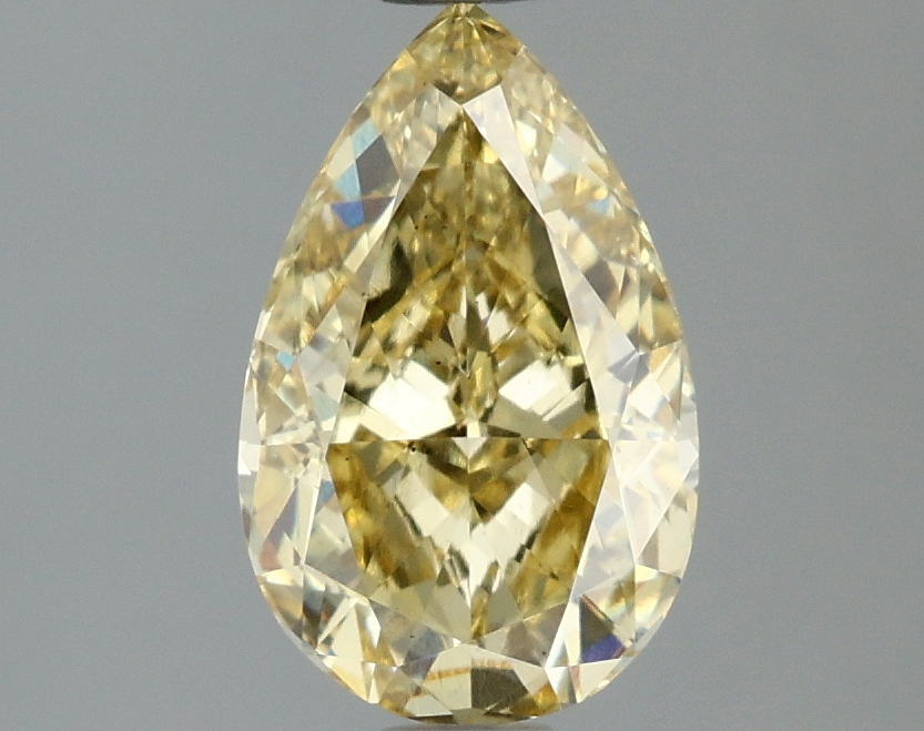 1.81ct FANCY VS2 PE