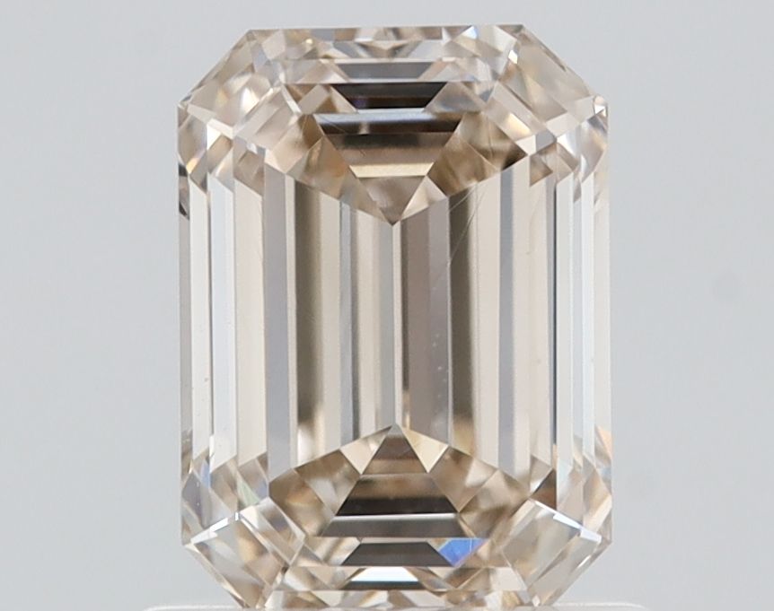 1.05ct  VVS2 EMERALD