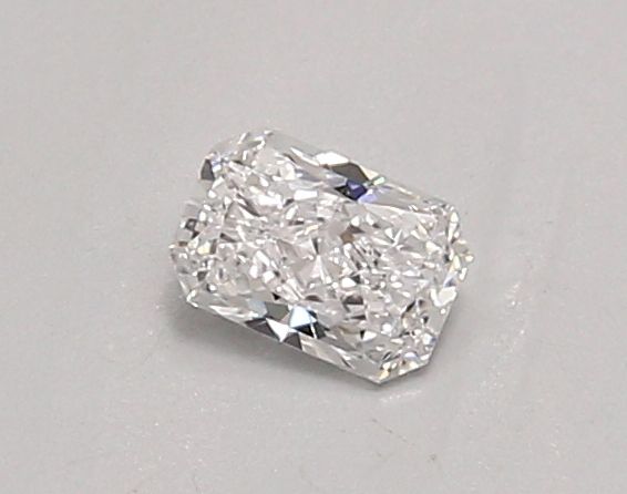 0.33ct D VVS2 RADIANT