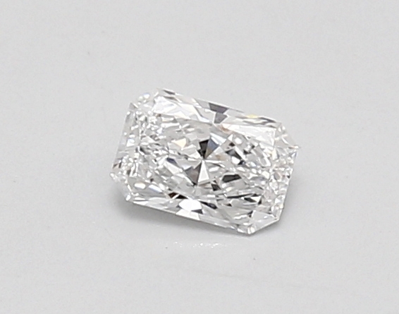 0.32ct D VVS2 RADIANT