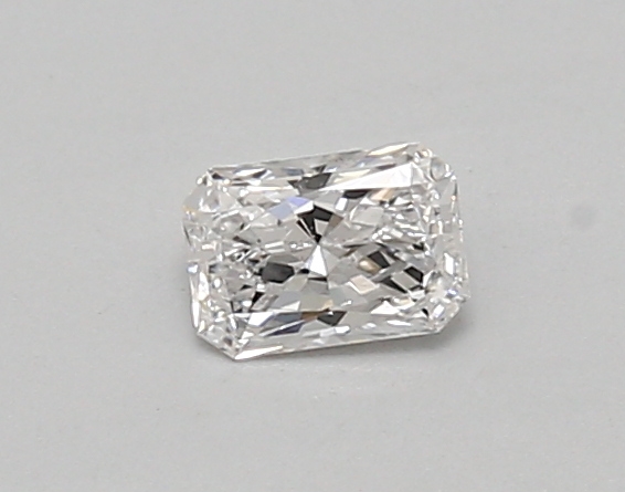 0.33 ct LabGrown Radiant D VS2