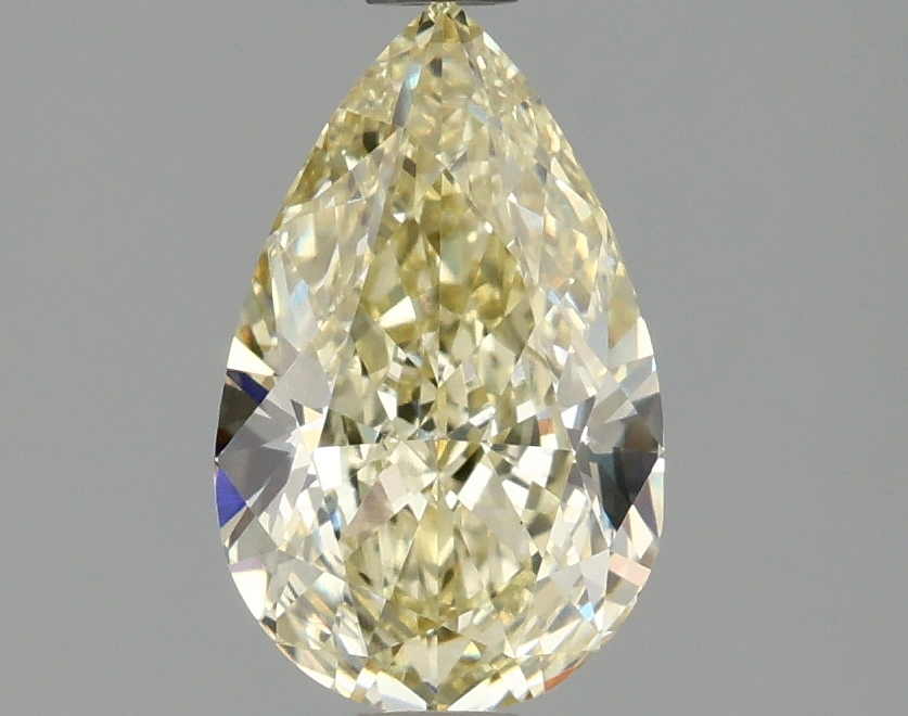 1.54 ct LabGrown Barevný Pear VS2