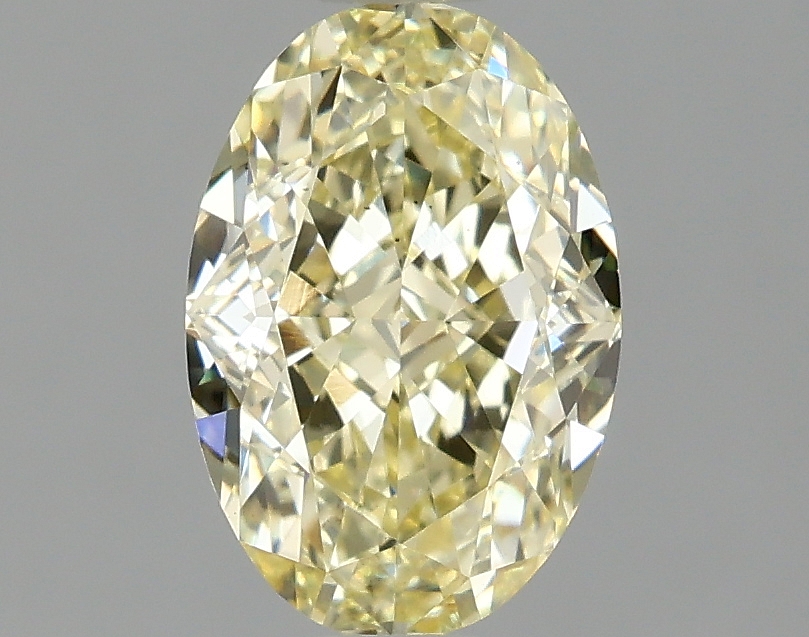 1.56 ct LabGrown Barevný Oval VS2