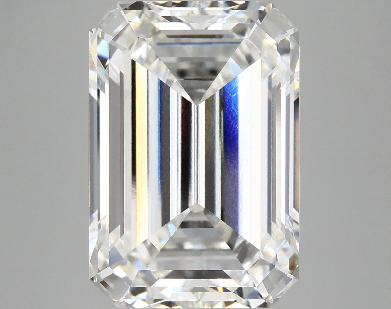 10.5ct F VVS2 EM