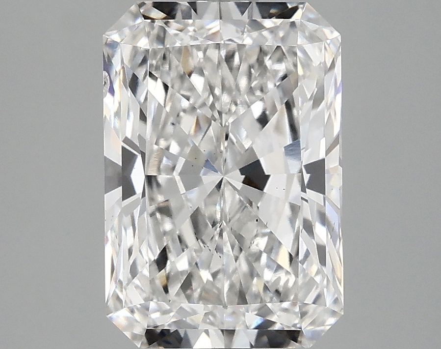 3.05 ct LabGrown Radiant E SI1