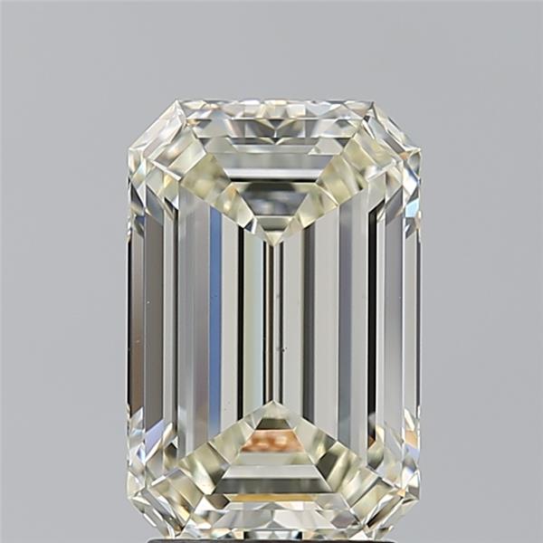 3.2ct K VS1 EMERALD