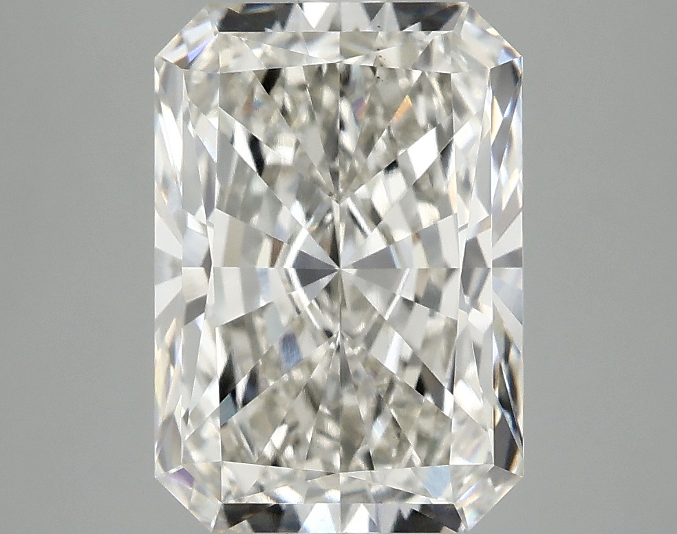 4.06 ct LabGrown Radiant H VS1