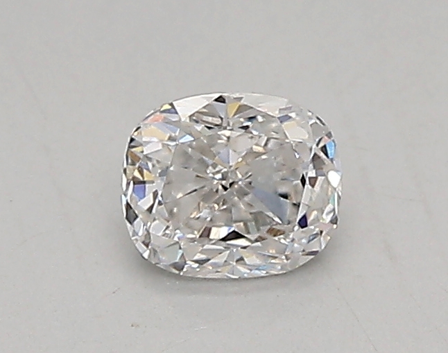 0.3ct E VVS1 CUSHION