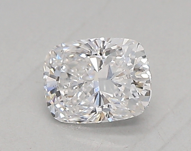 0.34ct D VS2 CUSHION