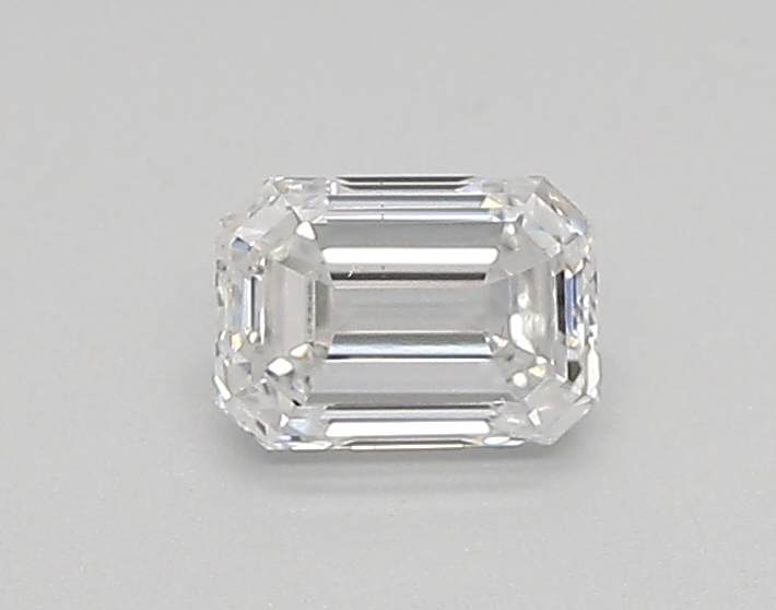 0.3ct D VS2 EMERALD