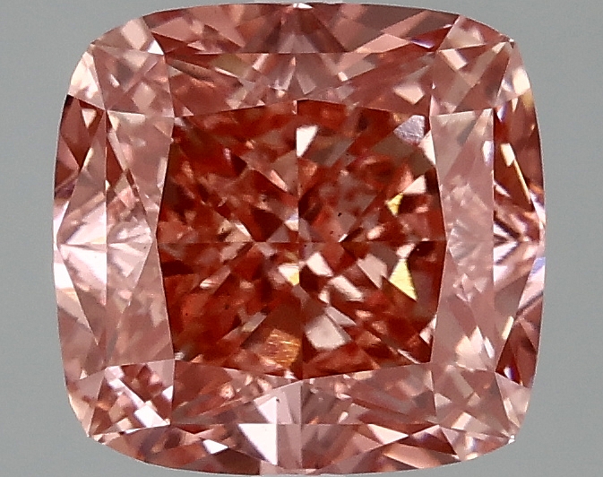 3.11ct FANCY VS2 CUSQ