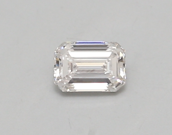 0.33 ct LabGrown Emerald F VVS2