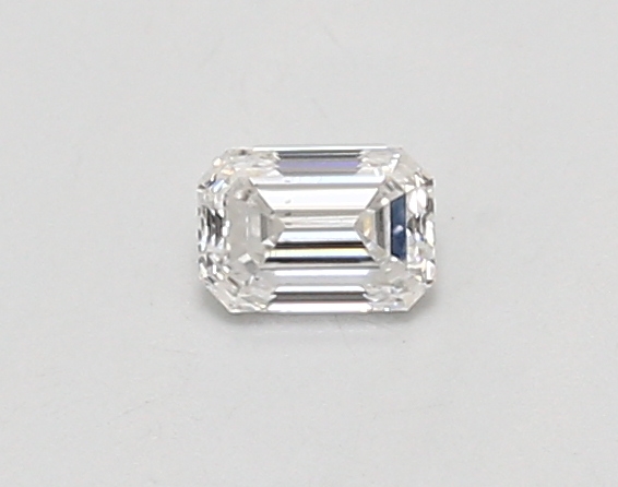 0.3ct D VS2 EMERALD