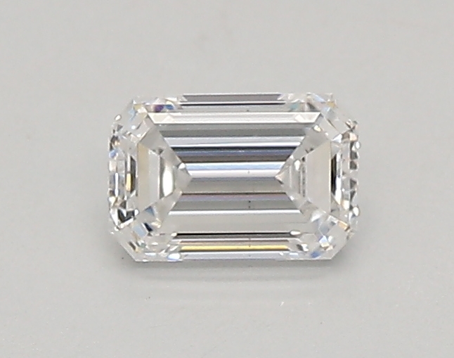 0.34 ct LabGrown Emerald E VS2