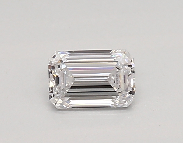 0.3 ct LabGrown Emerald D VVS2