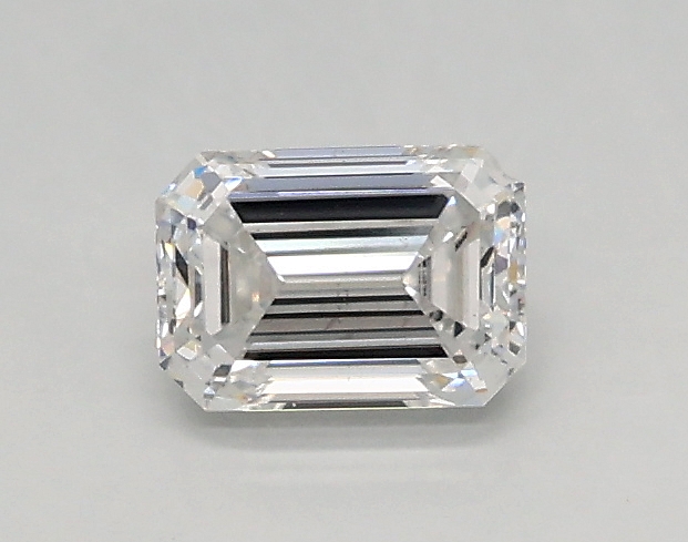0.33 ct LabGrown Emerald E VS2