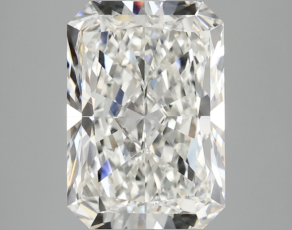 3.98 ct LabGrown Radiant G VS2