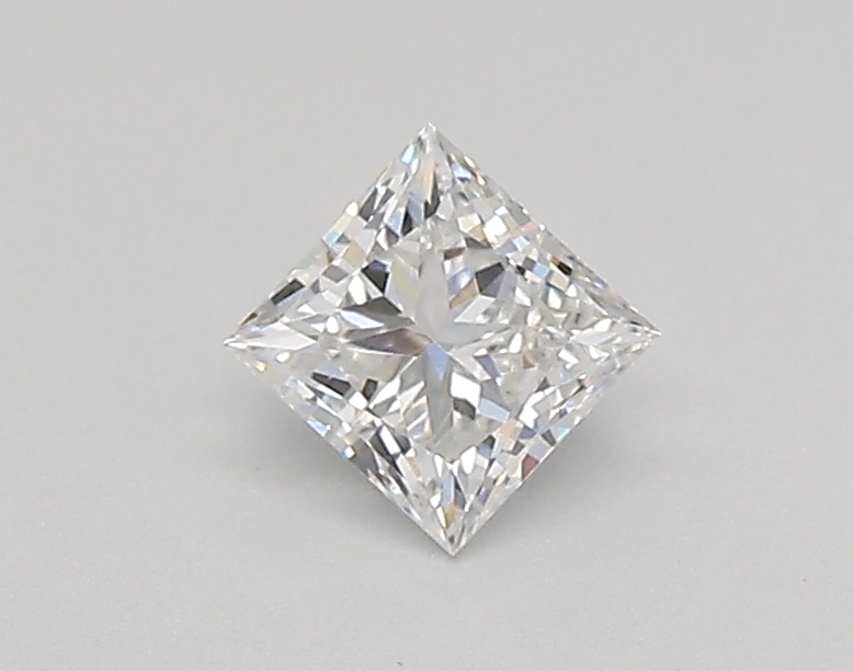 0.37 ct LabGrown Princess E VVS2