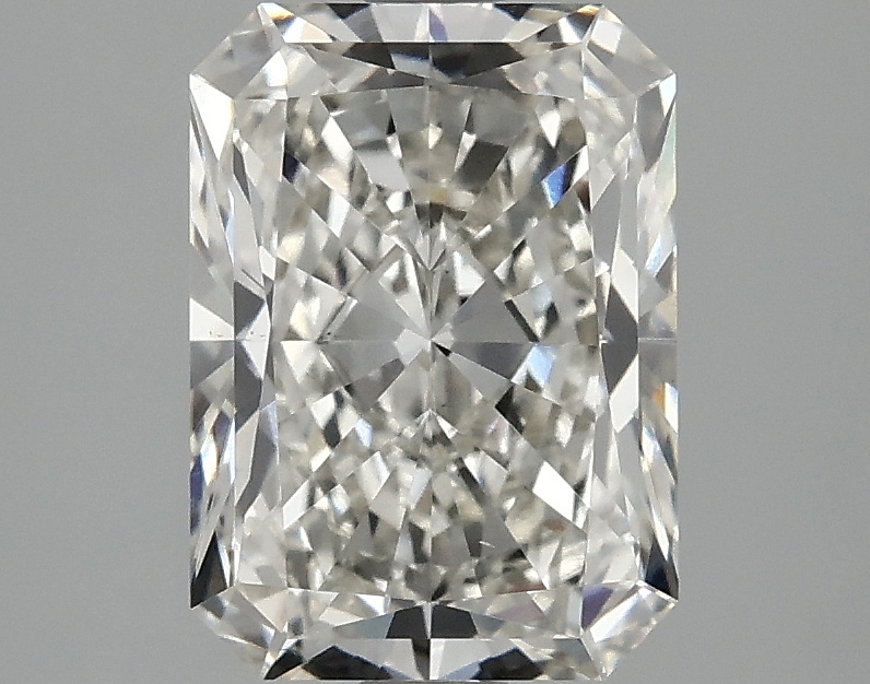 2.4 ct LabGrown Radiant H VS1