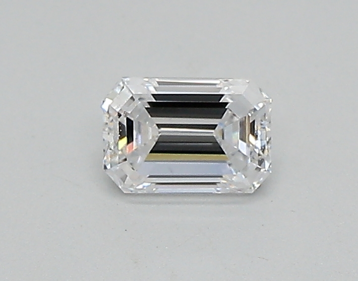 0.3 ct LabGrown Emerald D VVS2