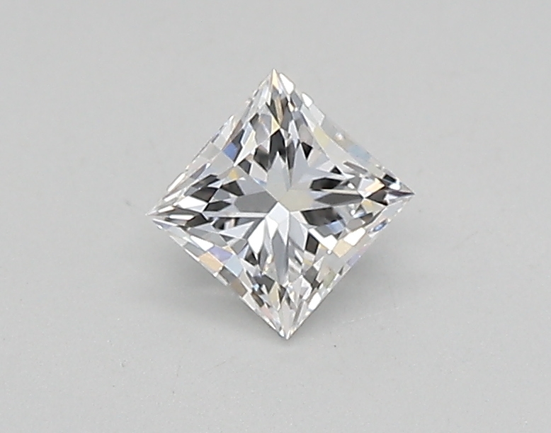0.37 ct LabGrown Princess E VVS2