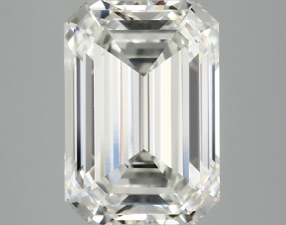 4.1 ct LabGrown Emerald H SI1