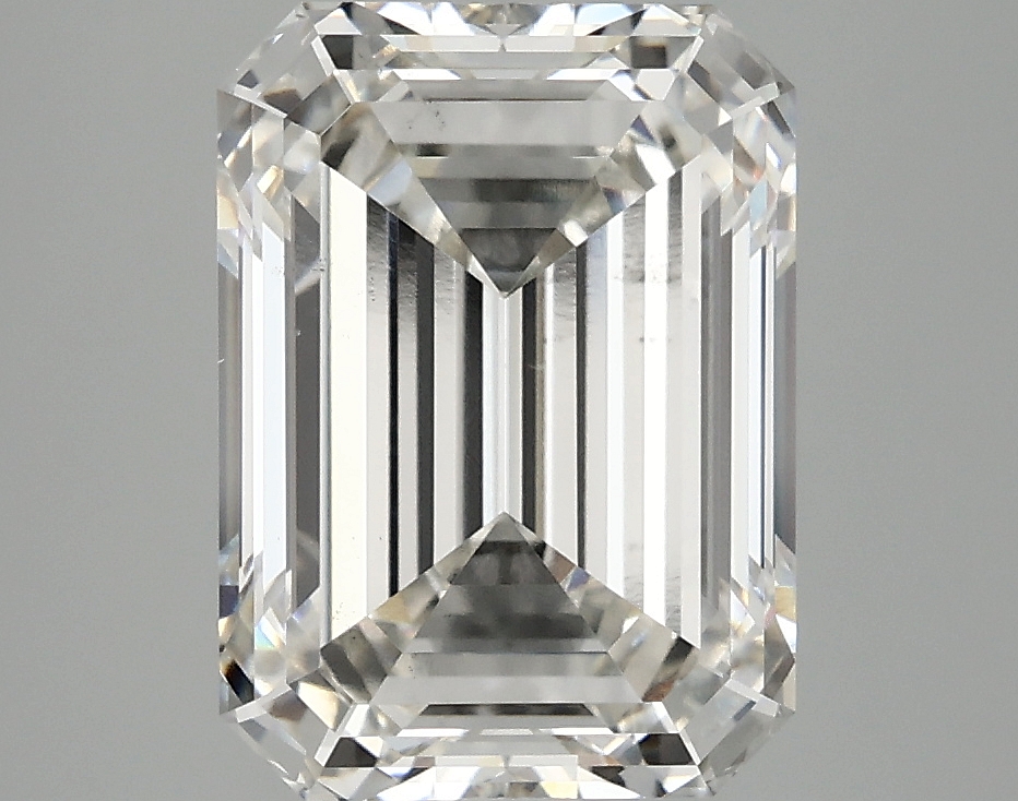 4.1 ct LabGrown Emerald H VS2