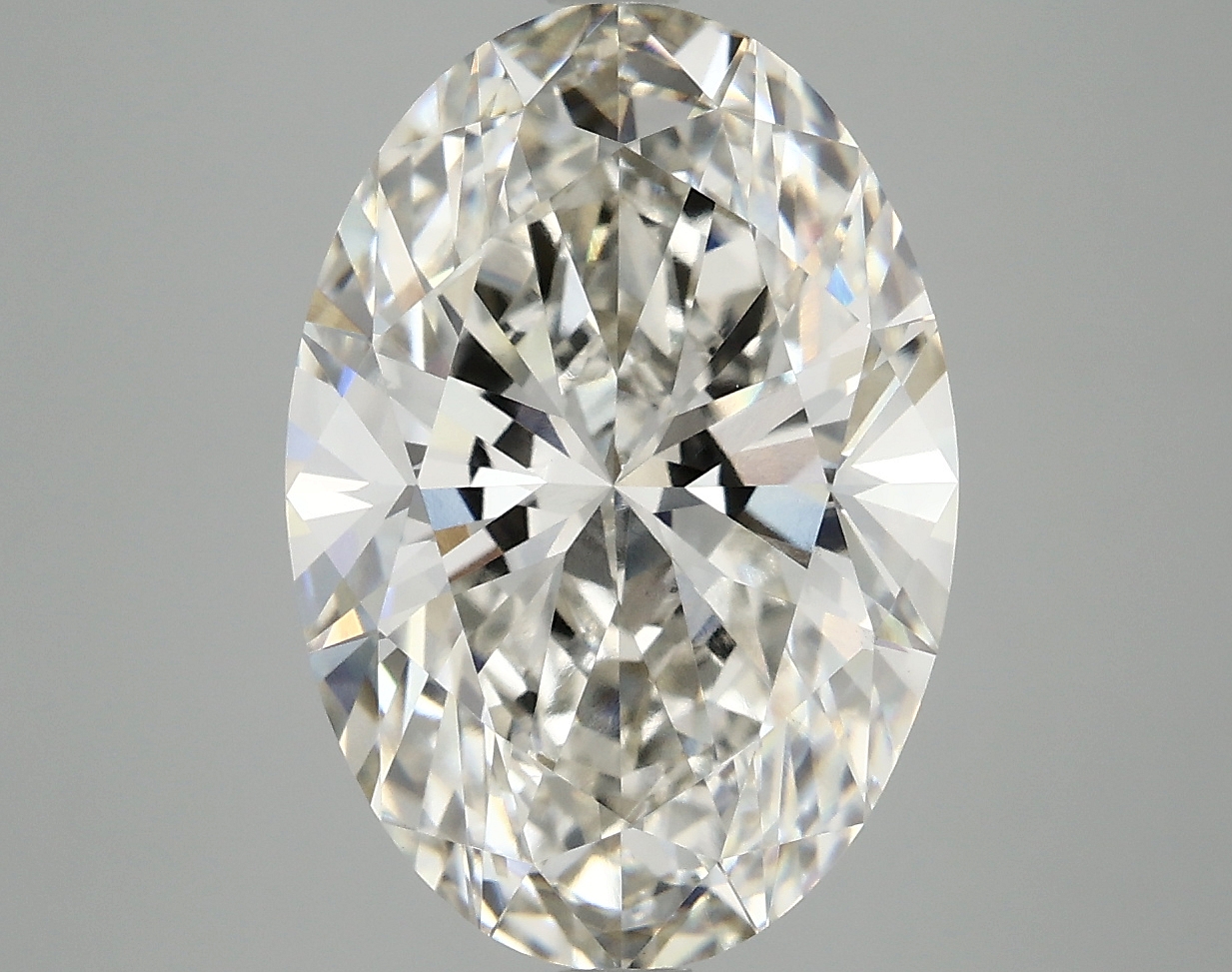 5.61 ct LabGrown Oval H VS1