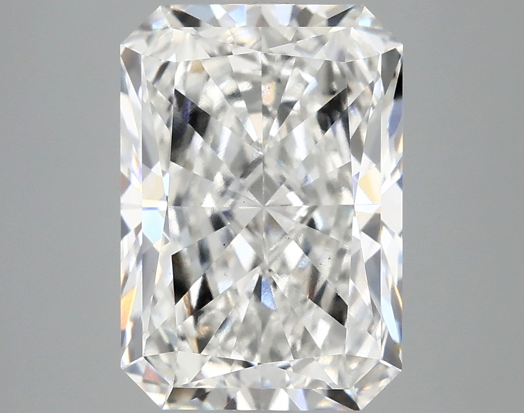 5.01 ct LabGrown Radiant E SI1