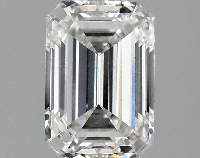 1.77 ct LabGrown Emerald E SI1