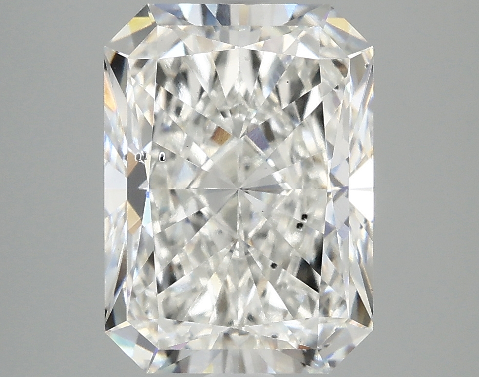 4.07 ct LabGrown Radiant F SI1